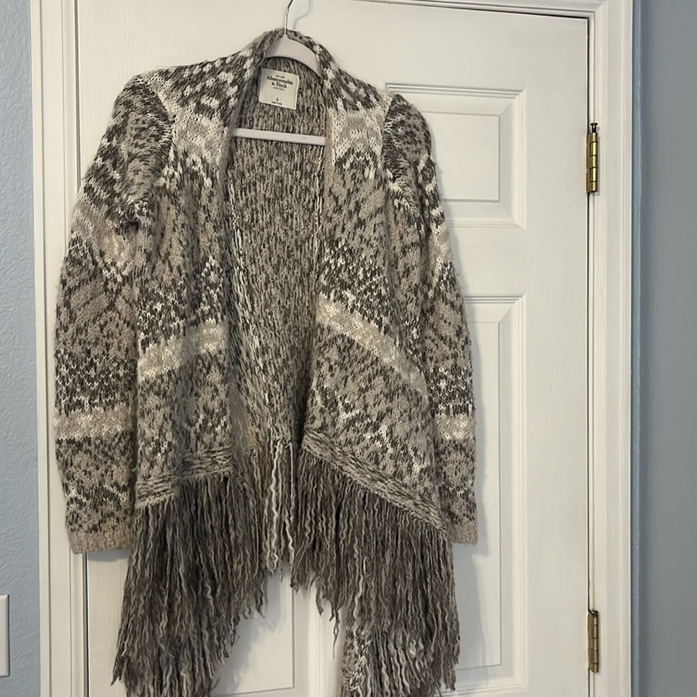 Abercrombie & Fitch Sweater